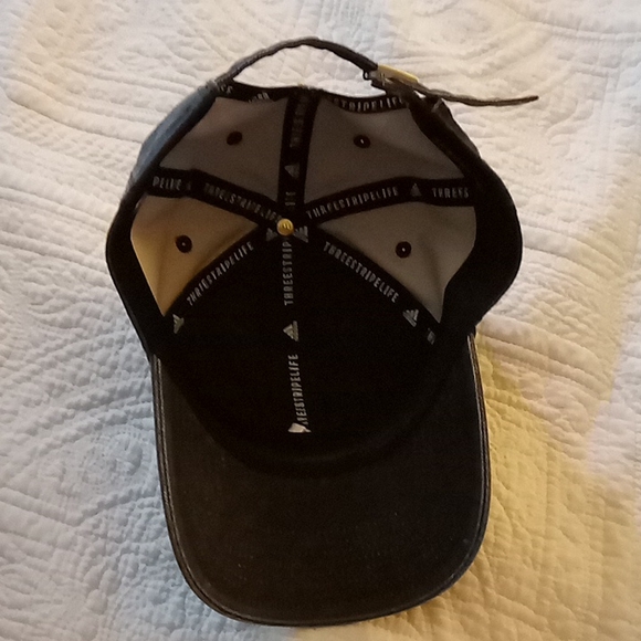 Grey Adidas hat - Picture 4 of 4